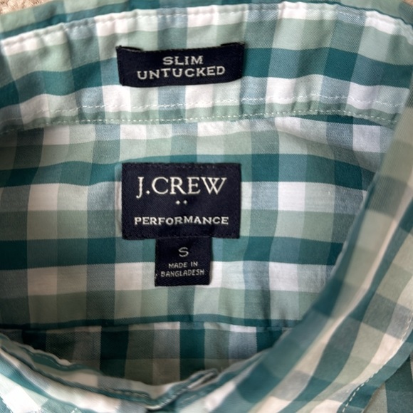 J Crew Factory Slim Untucked Performance Button Down. Size S. - Picture 2 of 2